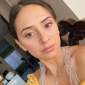 Meet your Posher, Jackie